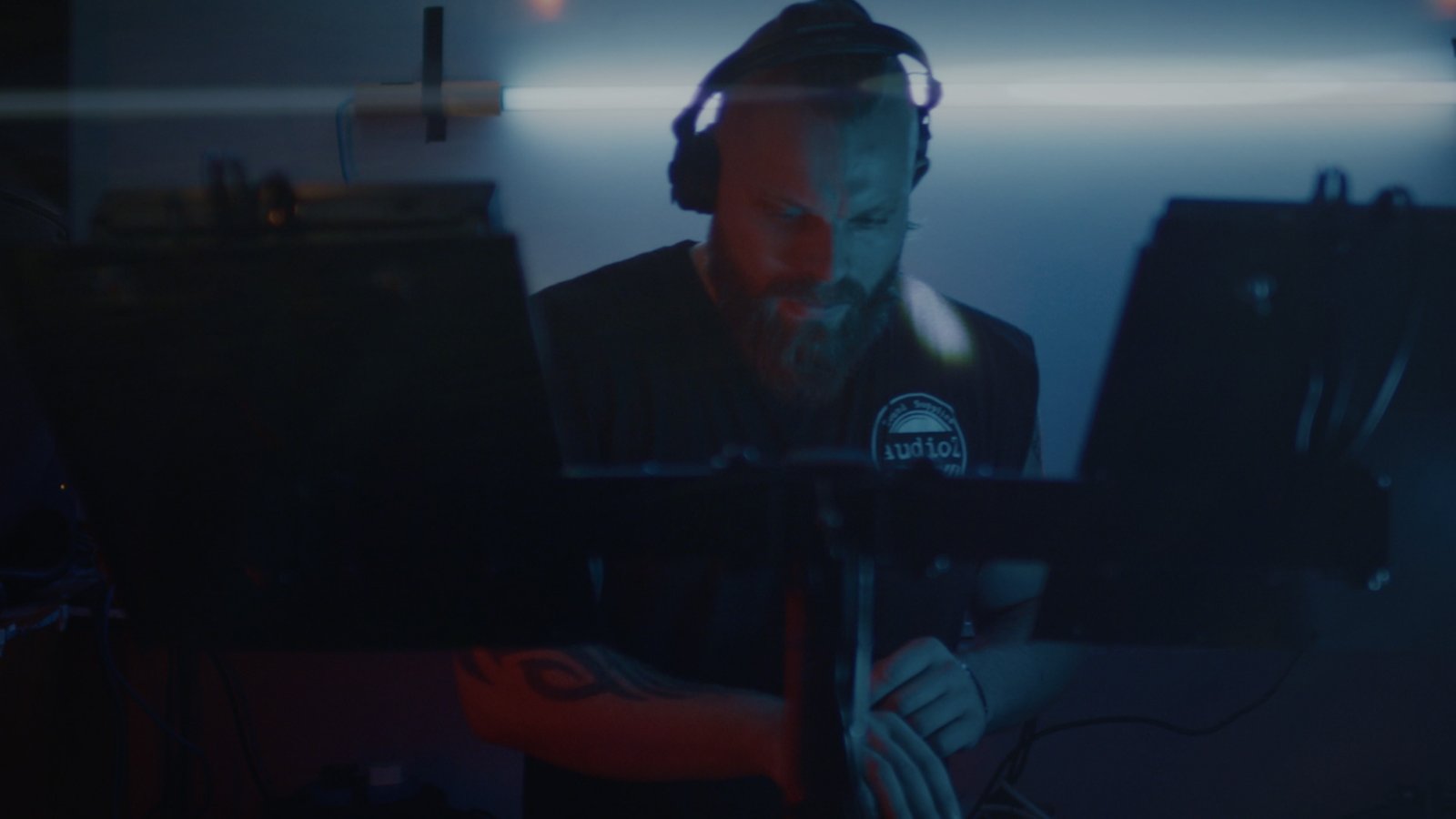 Brand Video For AudioZ | Beast Agency