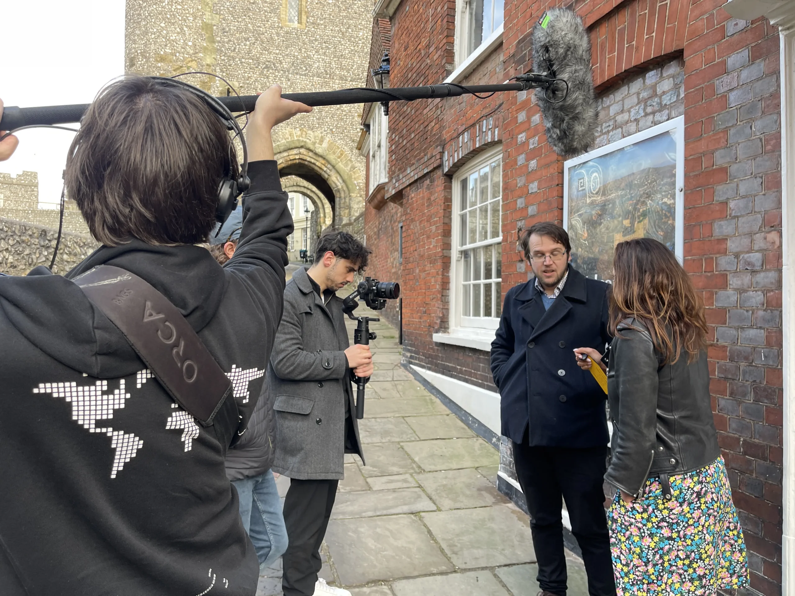 VIDEOGRAPHY & PHOTOGRAPHY