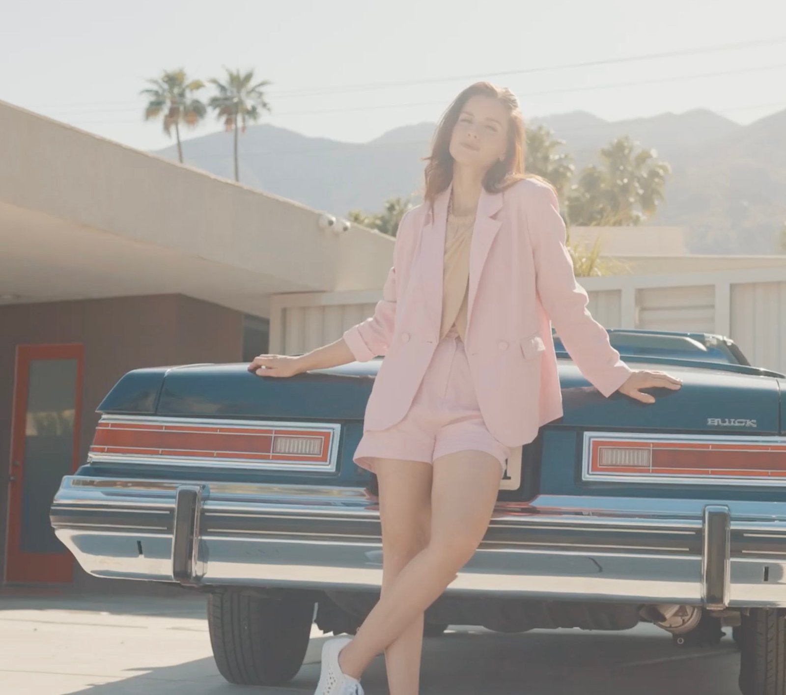 FASHION VIDEO & PHOTOGRAPHY